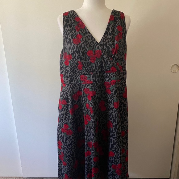 torrid Dresses & Skirts - Floral Swing Dress